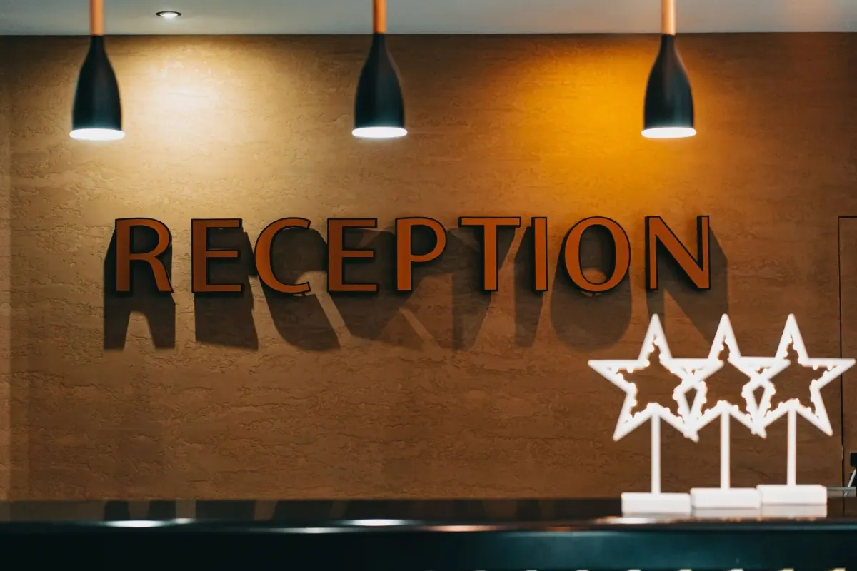 Espace d'accueil et de réception d'un hôtel